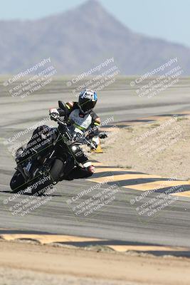 media/Oct-02-2025-Racers Edge (Thu) [[2c91cb6ab3]]/3-B Group/Session 4-Turn 12 (1pm)/